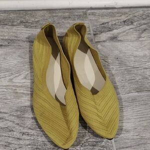 Elegant Mustard Women's Flats